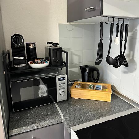 Gemuetliches Apartment Vor Den Toren Koelns Huerth Bagian luar foto